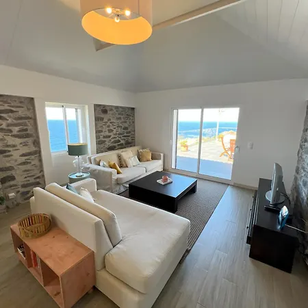 Refugio Do Ilheu * Porto Moniz