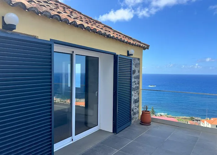 Refugio Do Ilheu Holiday home