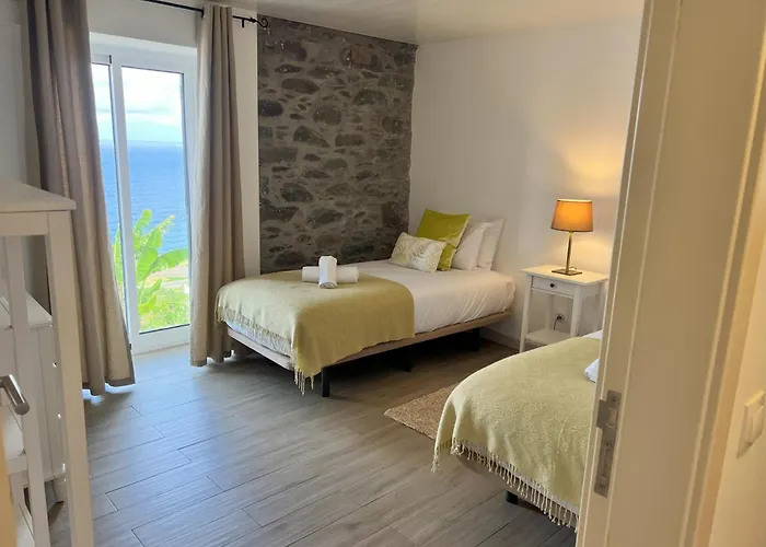 Refugio Do Ilheu Holiday home Porto Moniz