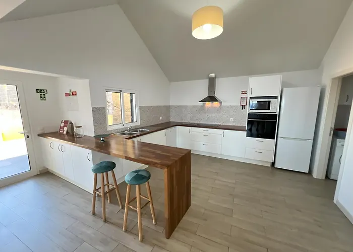 Holiday home Refugio Do Ilheu